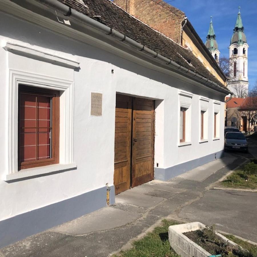 Corte Apartman Pápa Exterior foto
