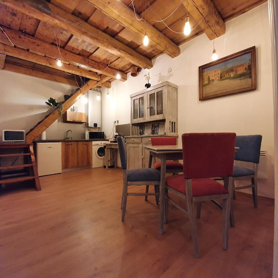 Corte Apartman Pápa Exterior foto