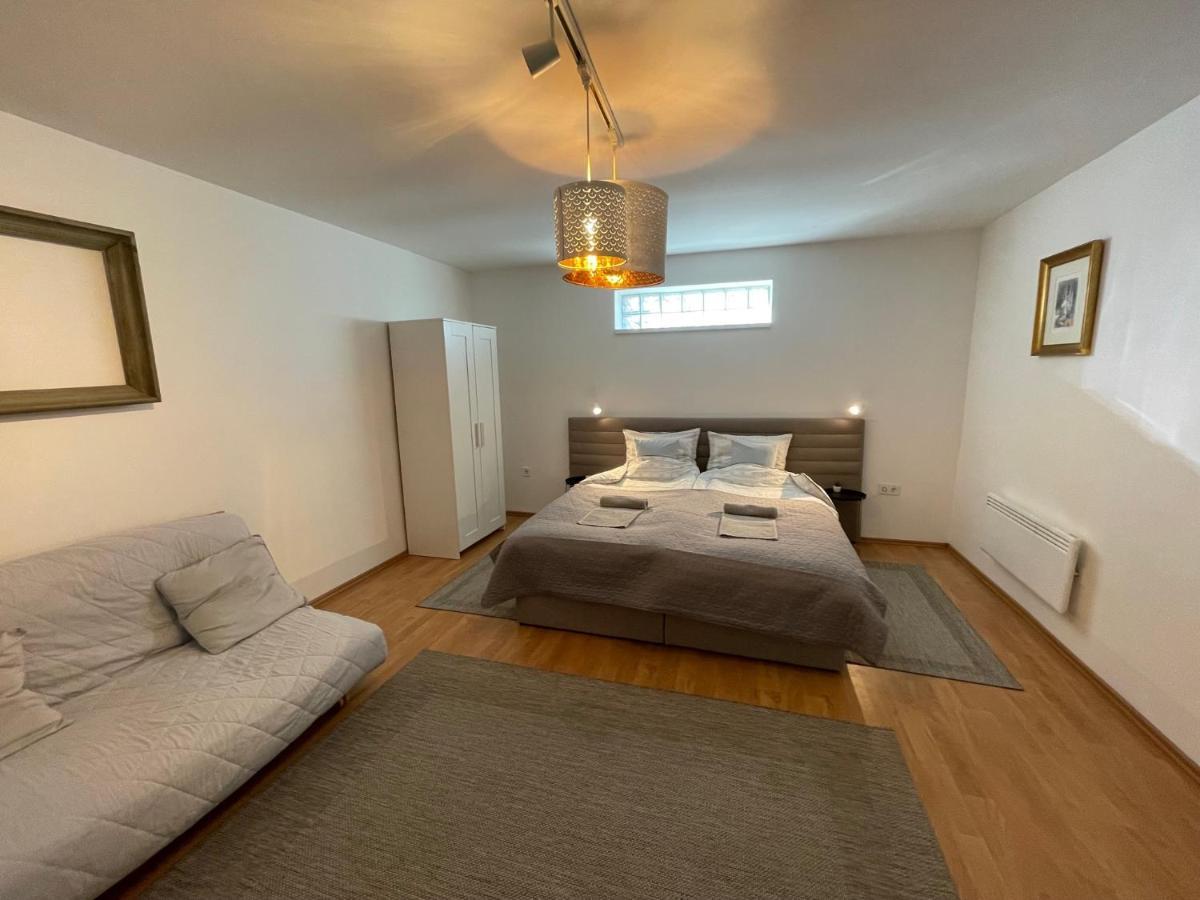 Corte Apartman Pápa Exterior foto