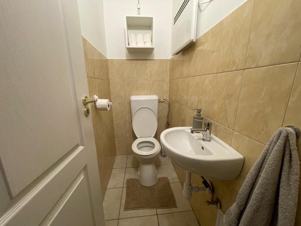 Corte Apartman Pápa Exterior foto