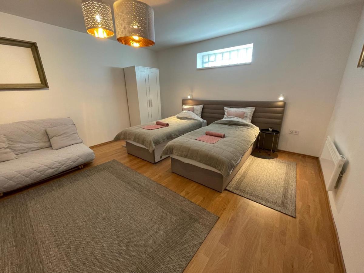 Corte Apartman Pápa Exterior foto